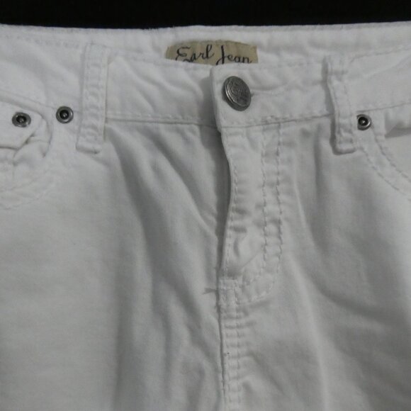 EARL JEANS | size 6 | Chic White Rolled Cuff Capris - Picture 4 of 16